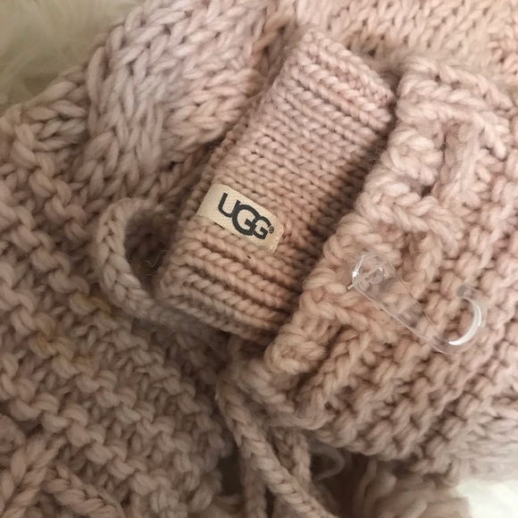 UGG Slipper Socks Size 7 - Picture 7 of 8